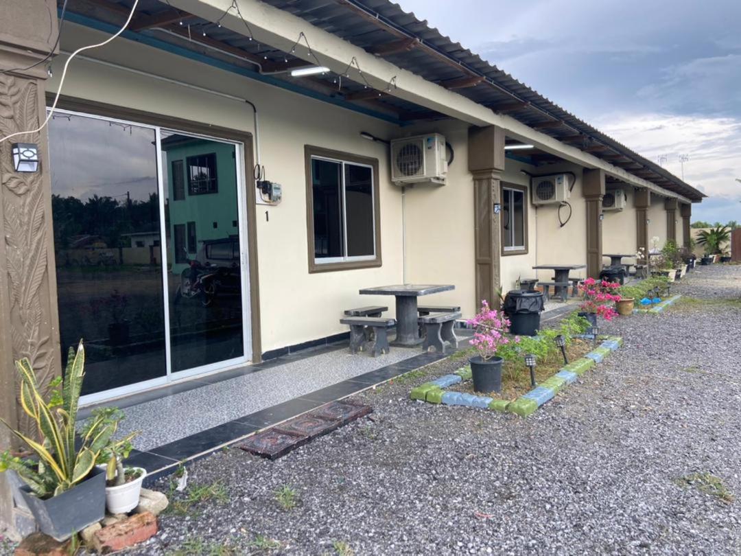 Mama Homestay Bagan Serai Exterior foto
